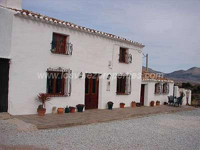 LVC102: Detached Character House for sale in Chirivel, Almería