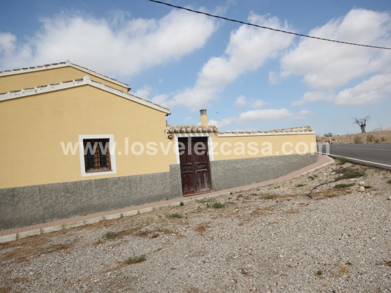 LVC306: Village or Town House for sale in Velez-Blanco, Almería