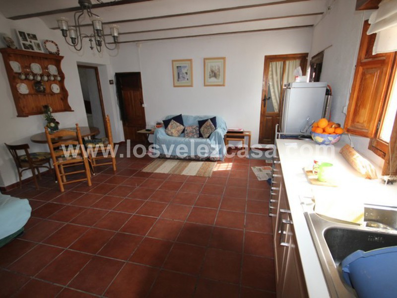 LVC366: Casa de Campo Adosada en venta en Topares, Almería