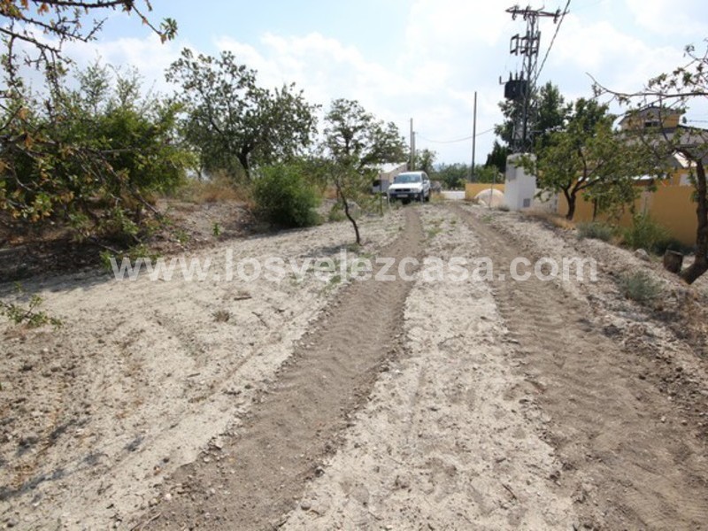 LVC423: Terreno en venta en Velez Rubio, Almería