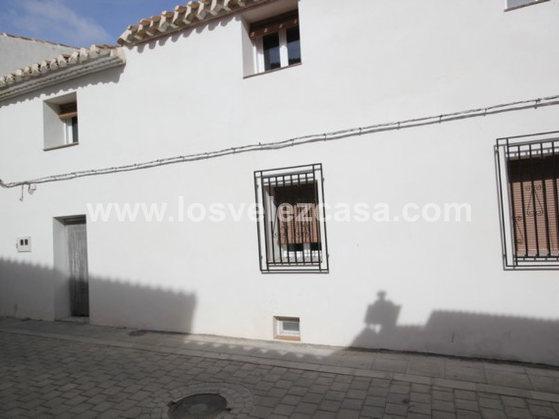 LVC426: Terraced Country House for sale in Velez Rubio, Almería