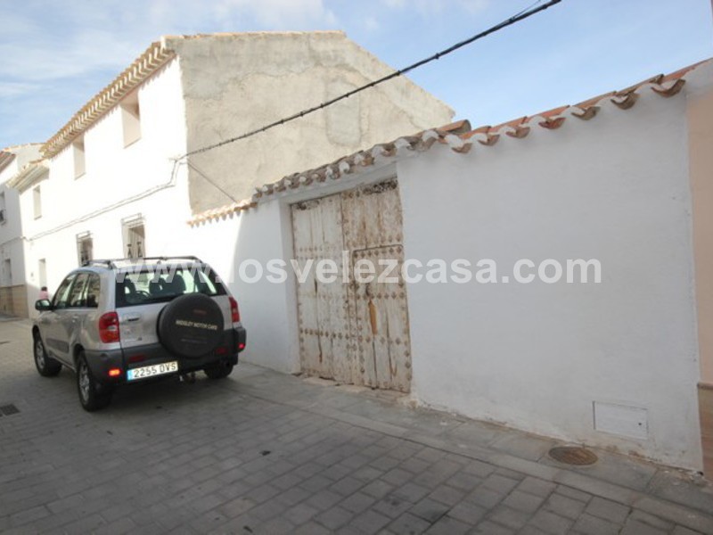 LVC426: Terraced Country House for sale in Velez Rubio, Almería