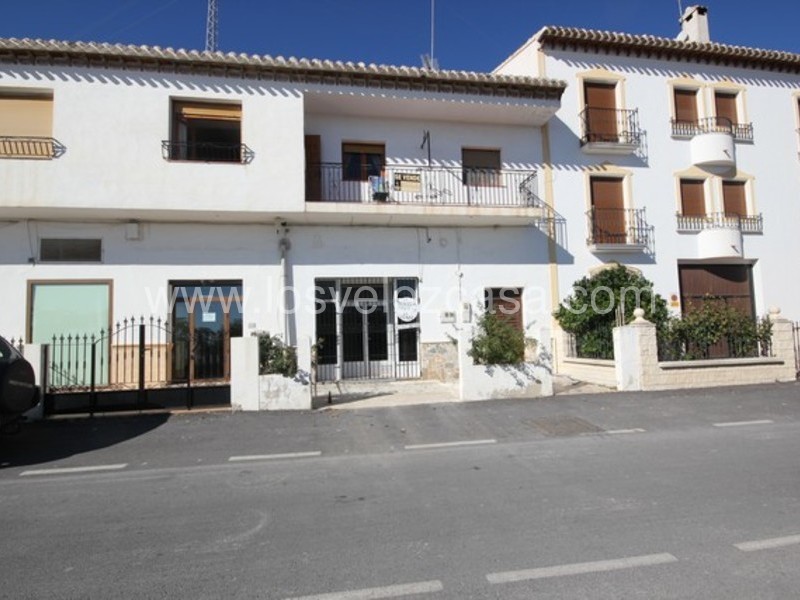 LVC449: Duplex for sale in Velez Blanco, Almería