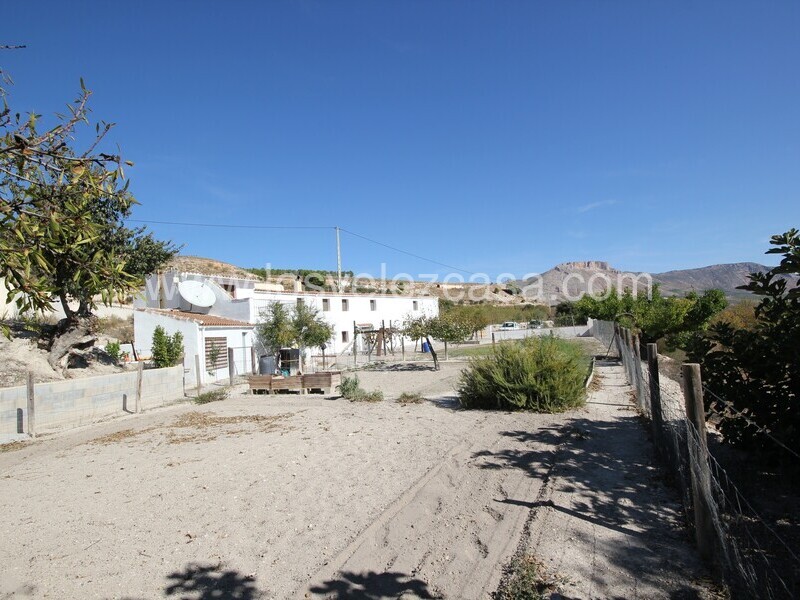 LVC472: Detached Character House for sale in Velez-Blanco, Almería