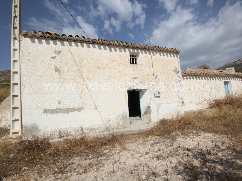 LVC483: Country Property to Reform for sale in Fontanares, Murcia