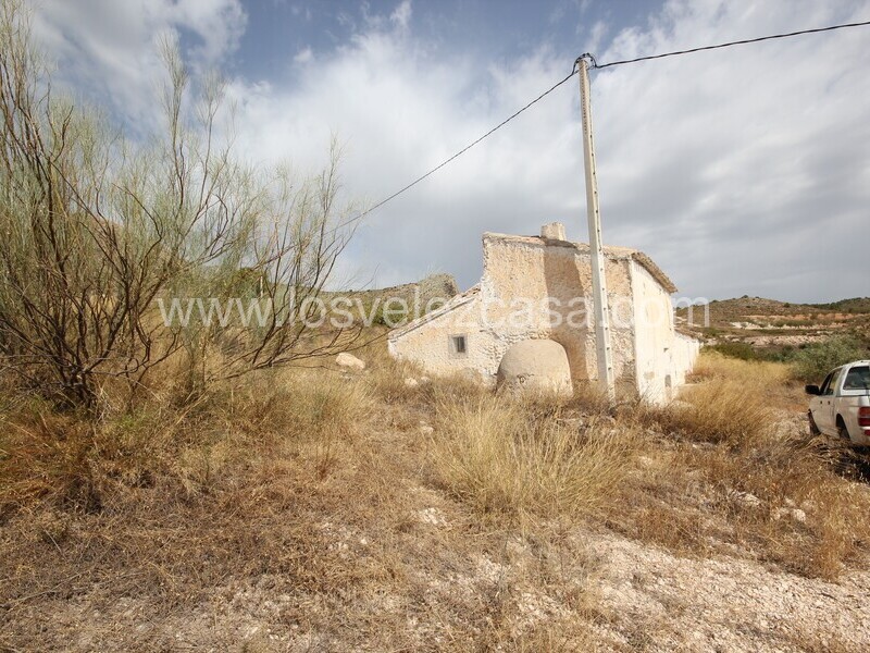 LVC483: Country Property to Reform for sale in Fontanares, Murcia