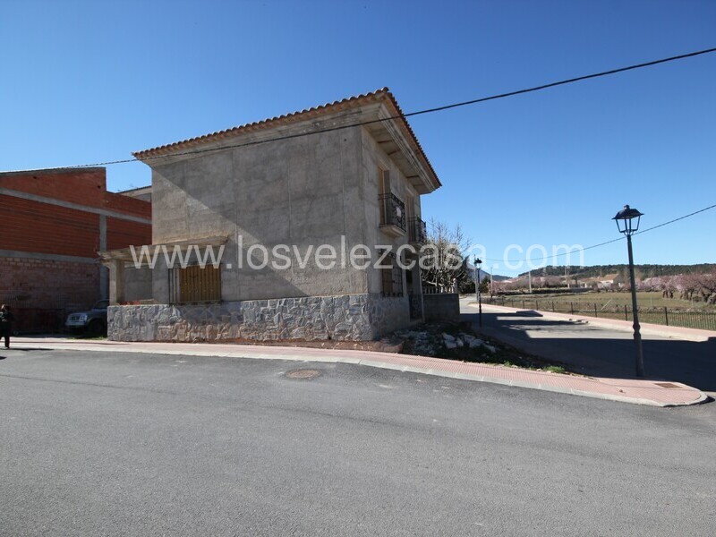 LVC494: Terraced Country House for sale in Maria, Almería