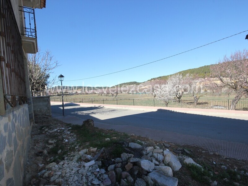 LVC494: Terraced Country House for sale in Maria, Almería