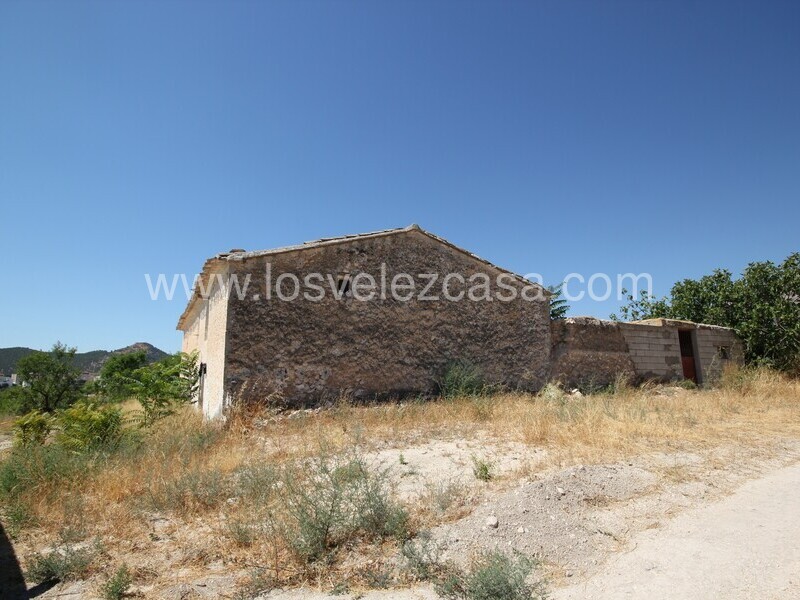 LVC502: Country Property to Reform for sale in Velez Rubio, Almería