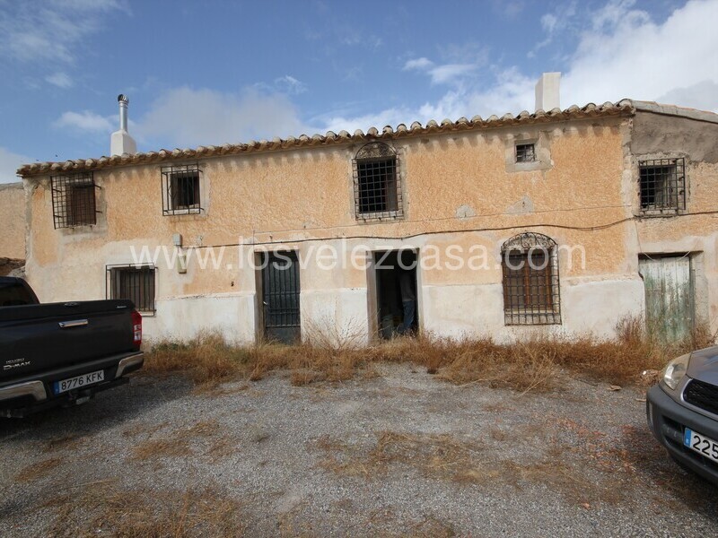 LVC504: Small Holding for sale in Velez Rubio, Almería