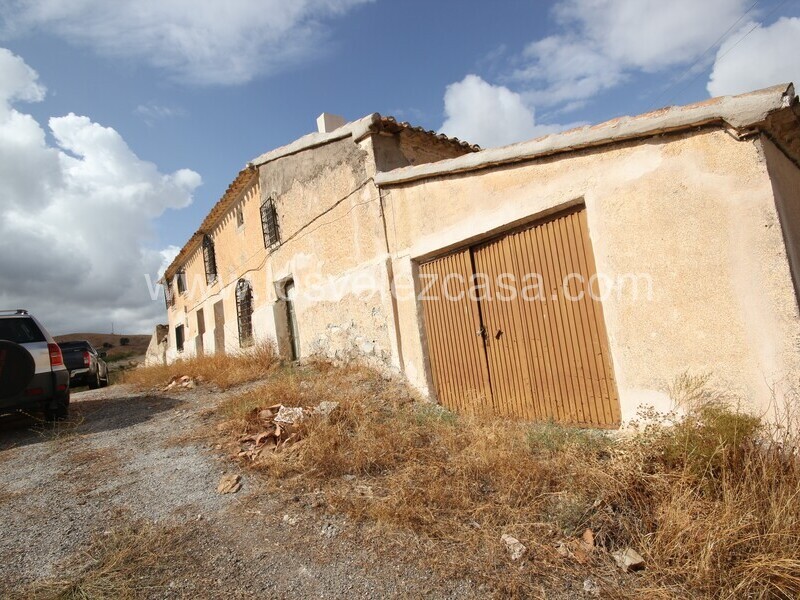 LVC504: Small Holding for sale in Velez Rubio, Almería