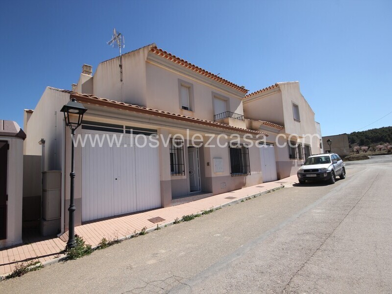 LVC515: Duplex for sale in Maria, Almería