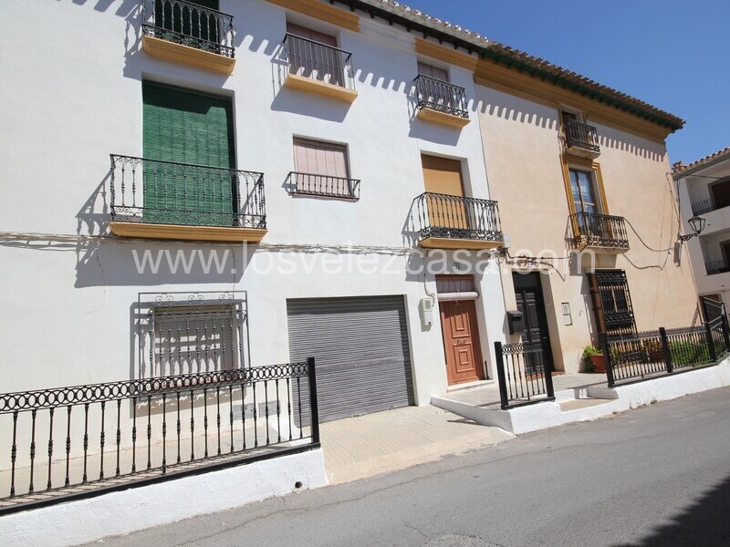 LVC519: Terraced Country House for sale in Velez Blanco, Almería