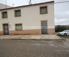 LVC531: Terraced Country House in Velez Rubio, Almería